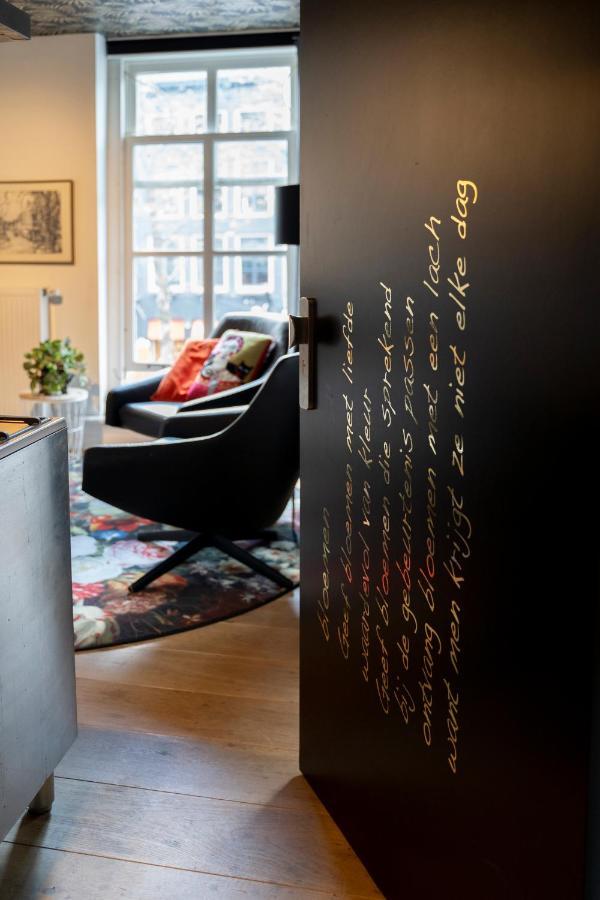 Ginny'S Studio Op De Grote Markt Бреда Экстерьер фото